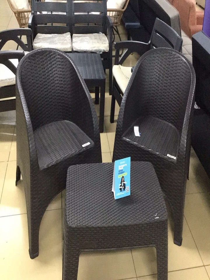 2 SILLA 1 MESA